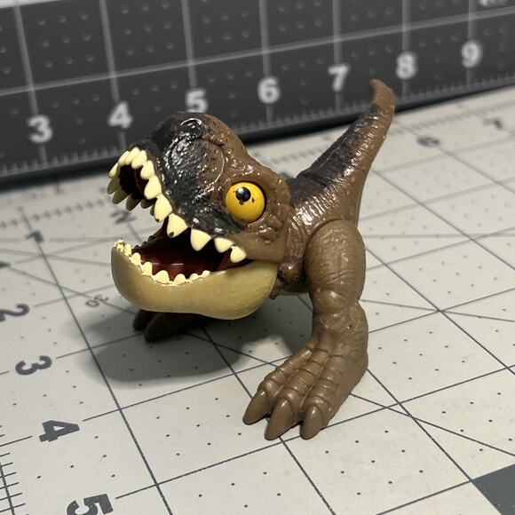 Jurassic World Dominion Uncaged Wild Pop Ups 3" T-Rex Tyrannosaurus Rex 2021 - Picture 1 of 8